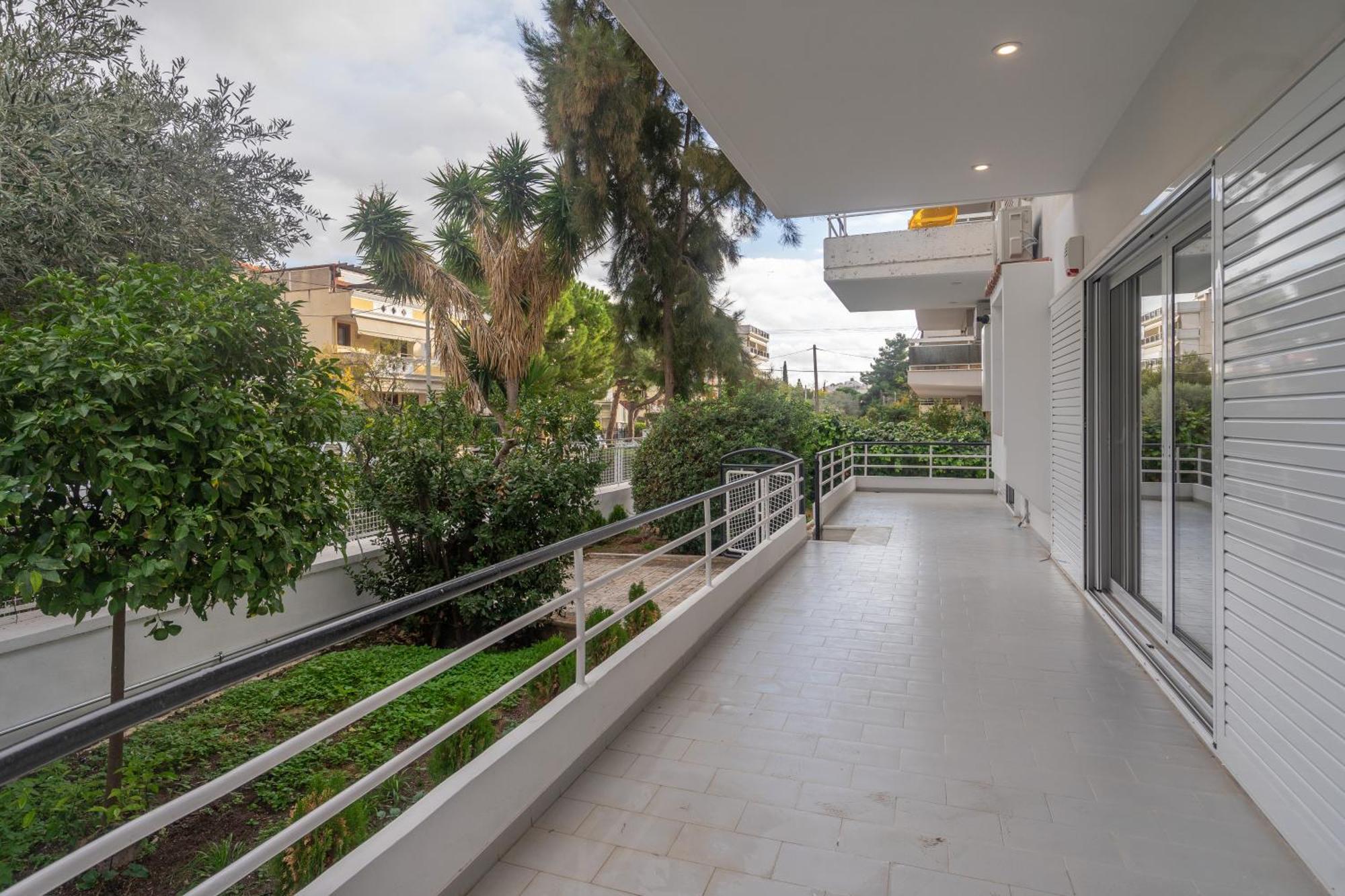 Glyfada Glamorous Athena Bagian luar foto